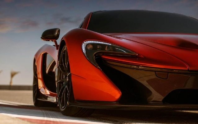 Citius Altius Fortius: mindenkit eltipor a McLaren P1