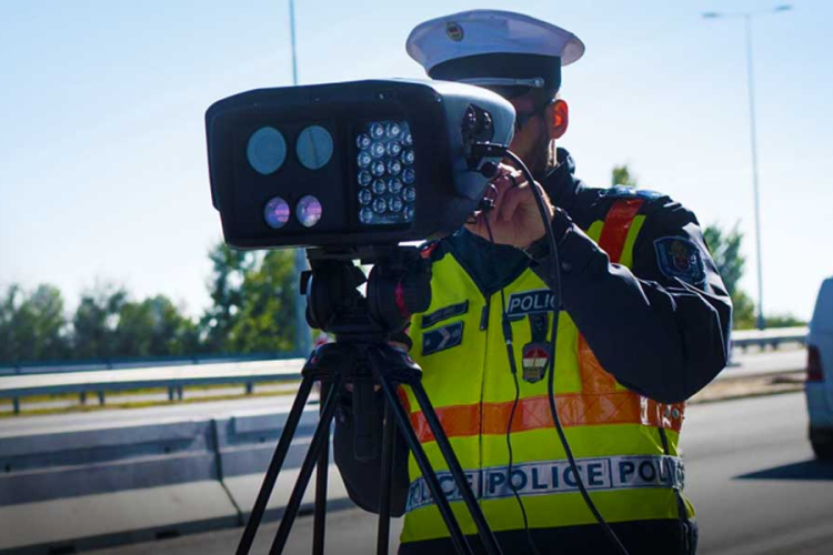 Közel két kilométerre ellátnak a felújított rendőrségi traffipaxok